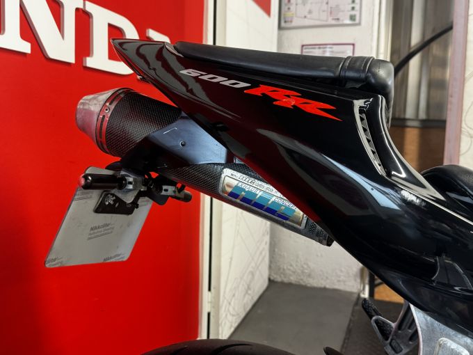 HONDA CBR 600 RR 4