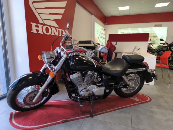 HONDA SHADOW 750 4