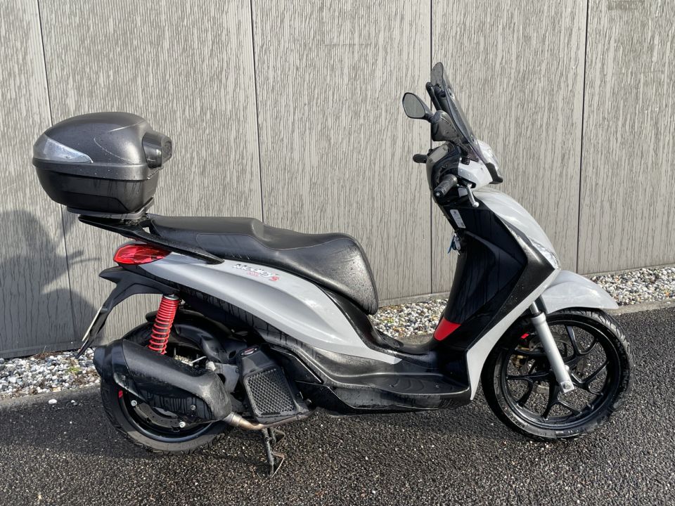 PIAGGIO Medley S 125 IGET ABS E5 4