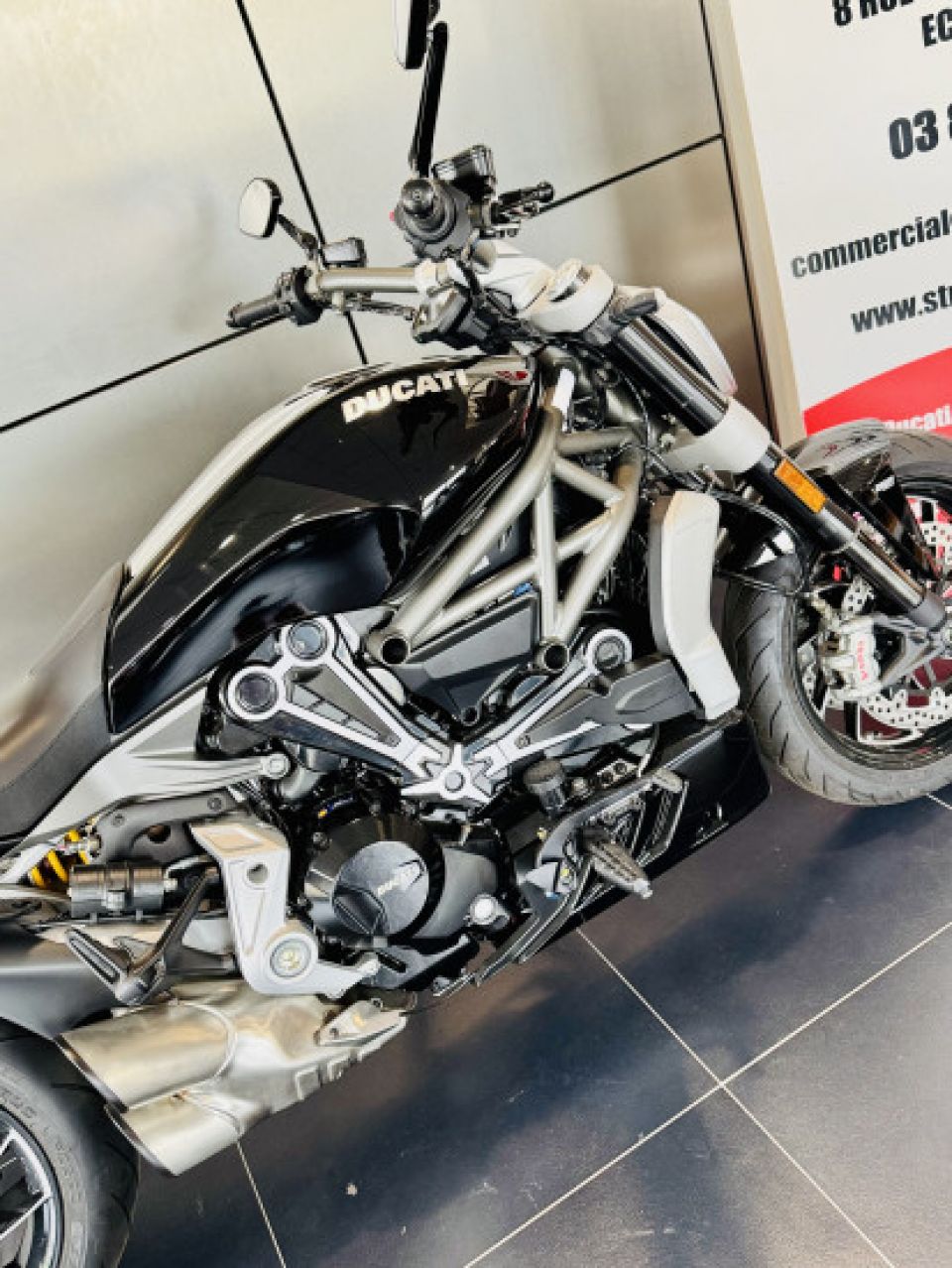 DUCATI X DIAVEL S 1260 4