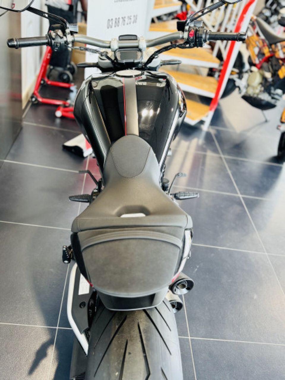 DUCATI X DIAVEL S 1260 4