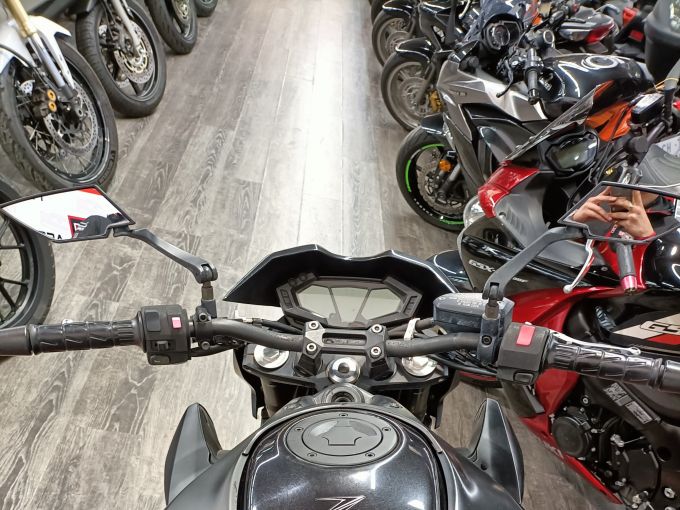 KAWASAKI Z 800 E VERSION 4