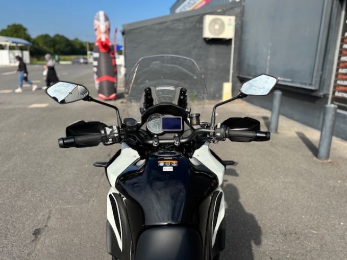 KAWASAKI VERSYS 4