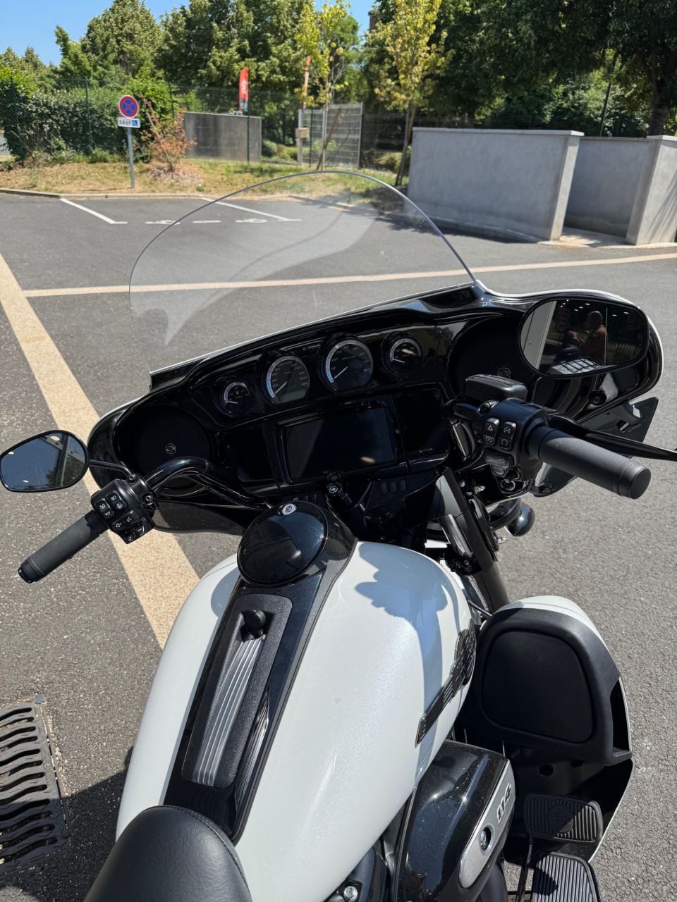 HARLEY-DAVIDSON TOURING ULTRA LIMITED 1868  4