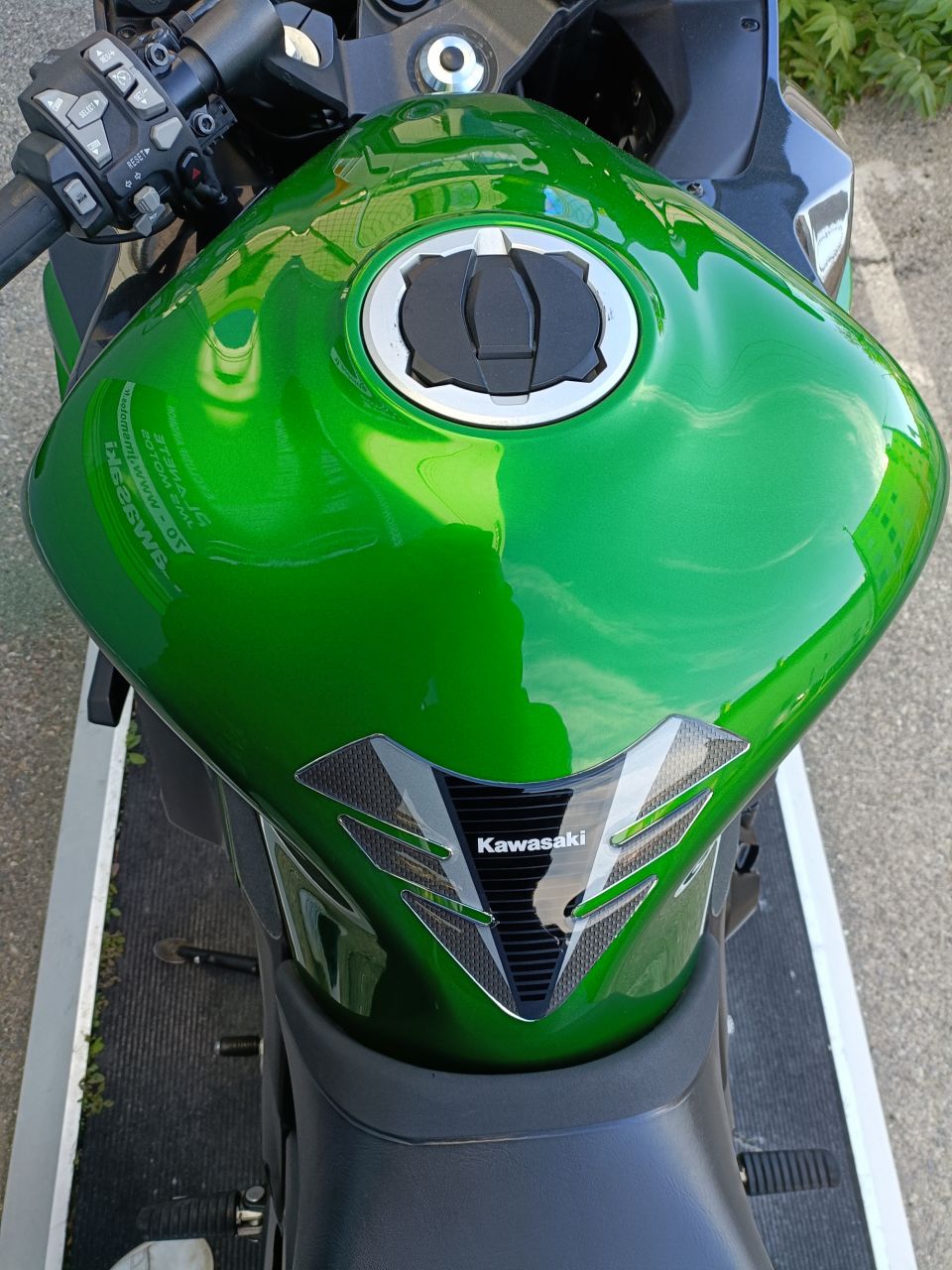 KAWASAKI NINJA 1000 SX TOURER + TOP CASE 4