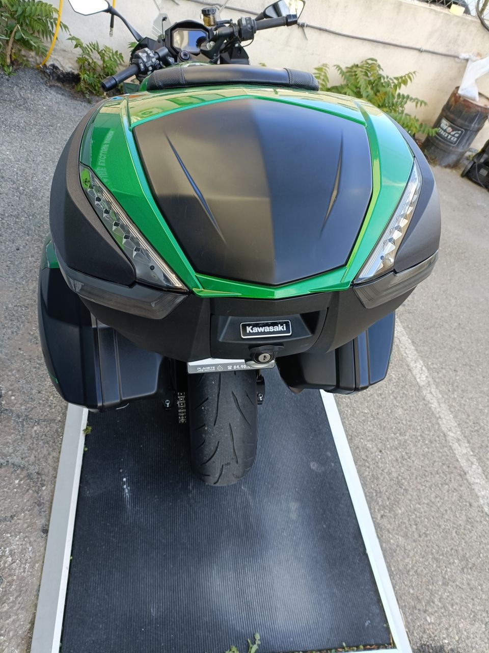 KAWASAKI NINJA 1000 SX TOURER + TOP CASE 4