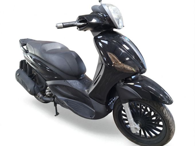 PIAGGIO BEVERLY 125 4