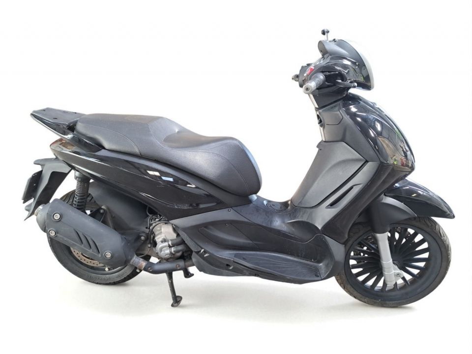 PIAGGIO BEVERLY 125 4