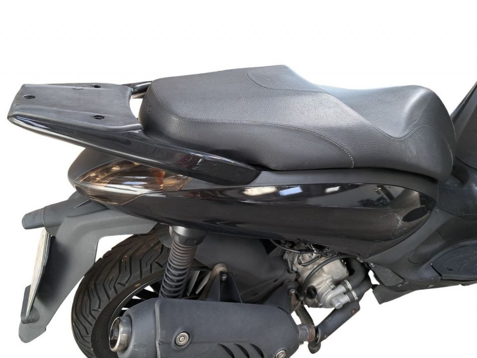 PIAGGIO BEVERLY 125 4