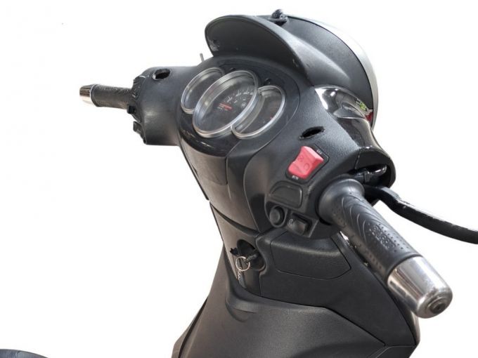 PIAGGIO BEVERLY 125 4