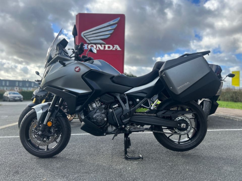 HONDA NT1100 DCT 4