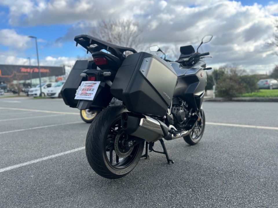 HONDA NT1100 DCT 4