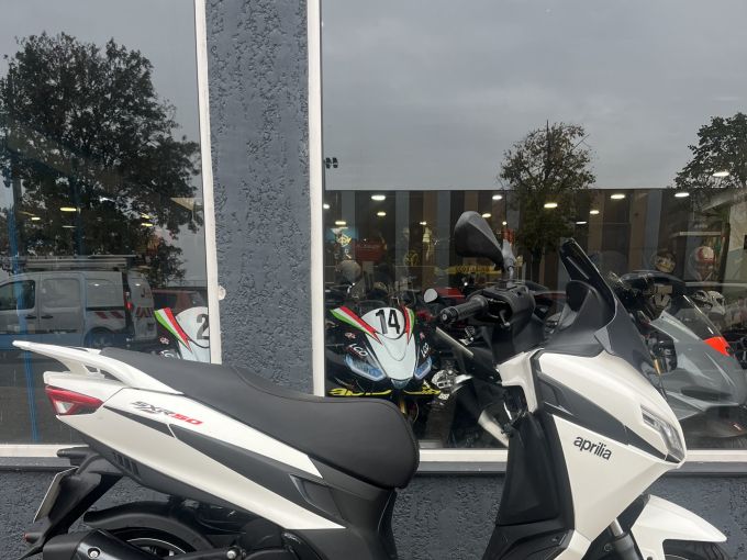 APRILIA SXR 50 4