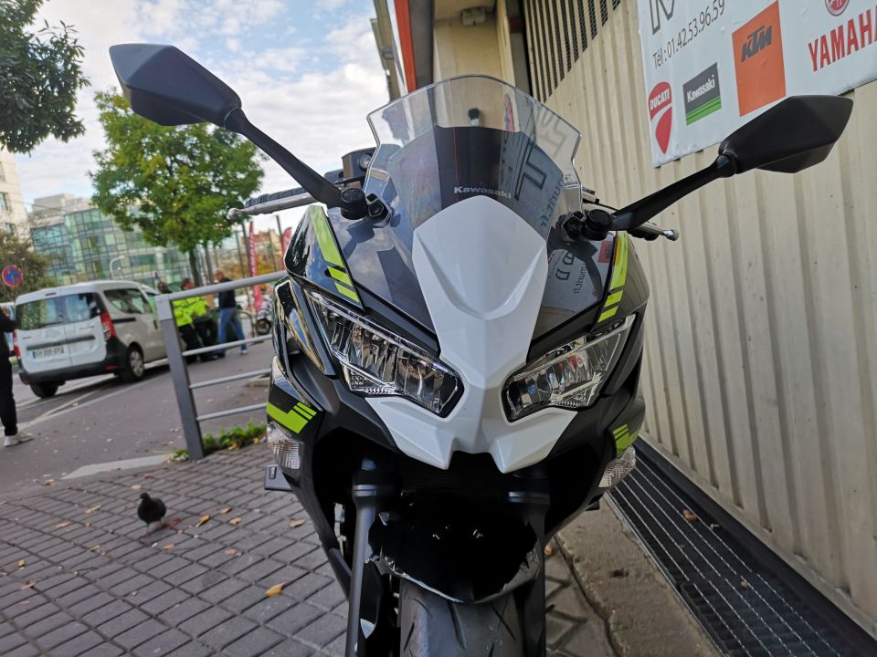 KAWASAKI NINJA 650 4