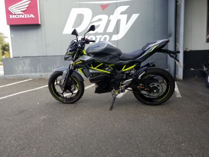 KAWASAKI z 125 4