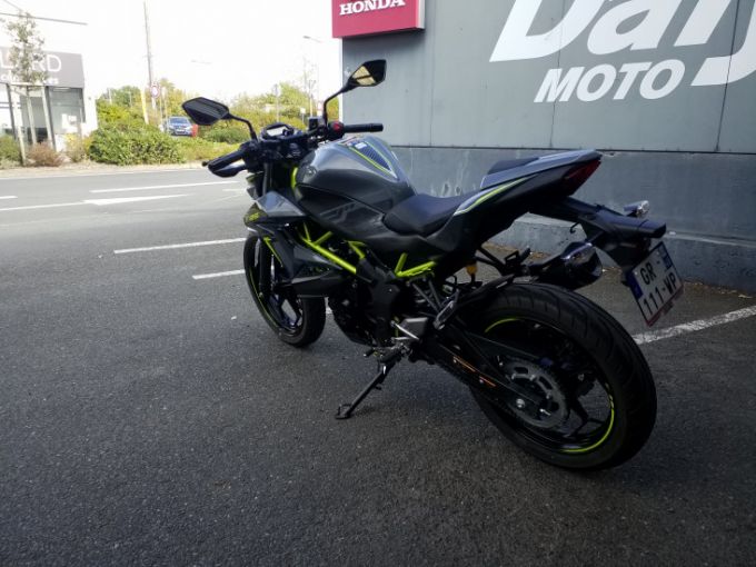 KAWASAKI z 125 4