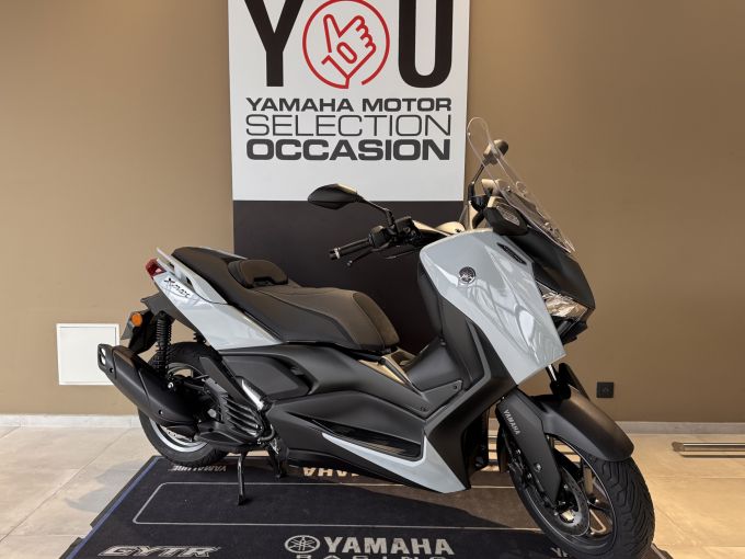 YAMAHA XMAX 125 TECH MAX 4