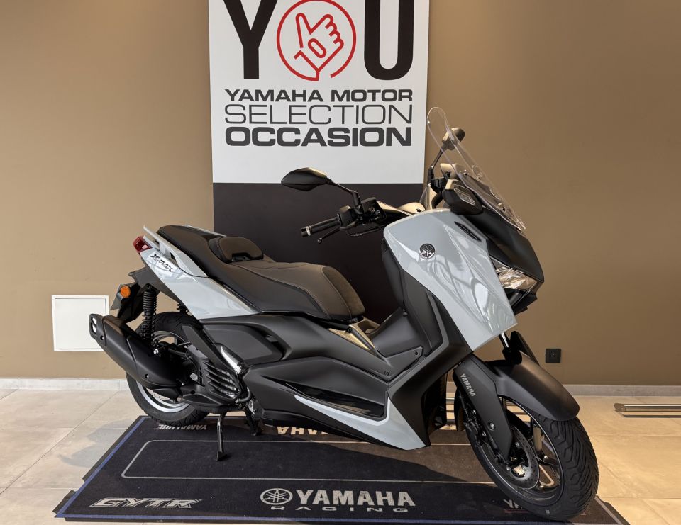 YAMAHA XMAX 125 TECH MAX 4