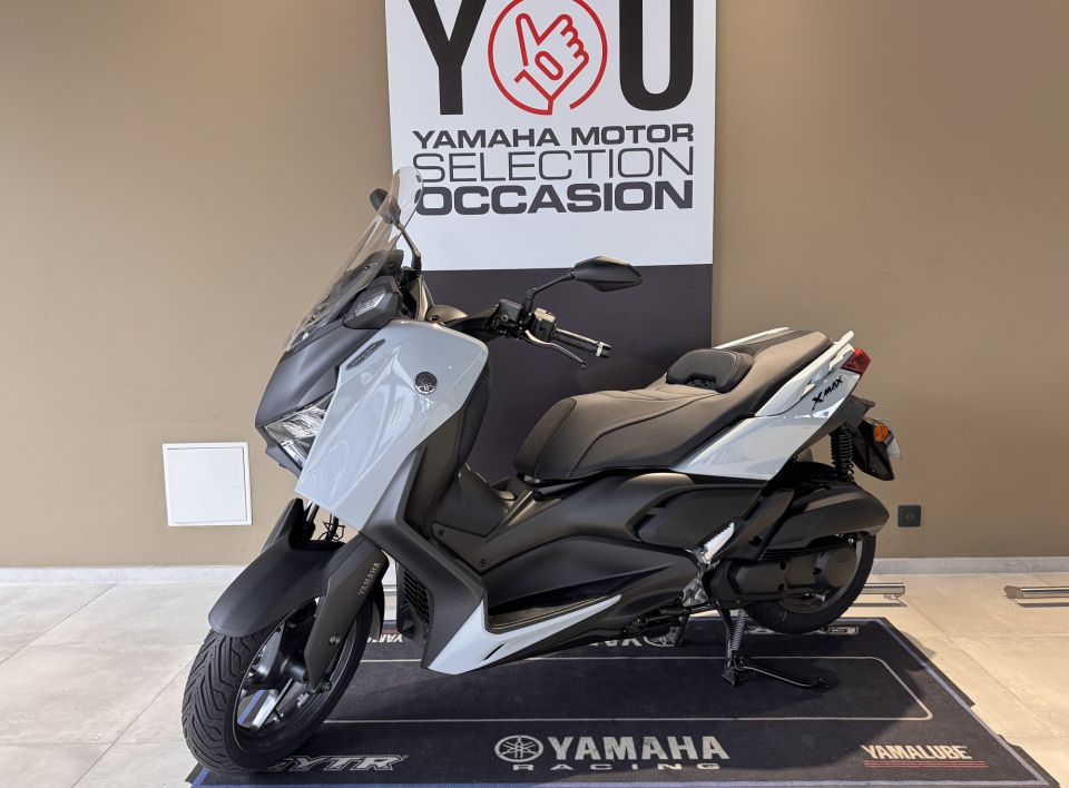 YAMAHA XMAX 125 TECH MAX 4