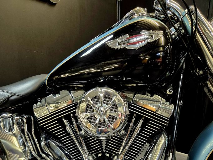 HARLEY-DAVIDSON SOFTAIL DELUXE 1584 4