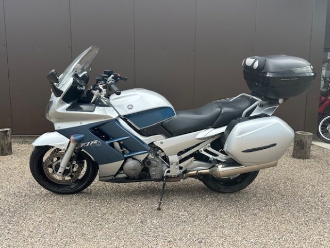 YAMAHA FJR 1300 ABS 4