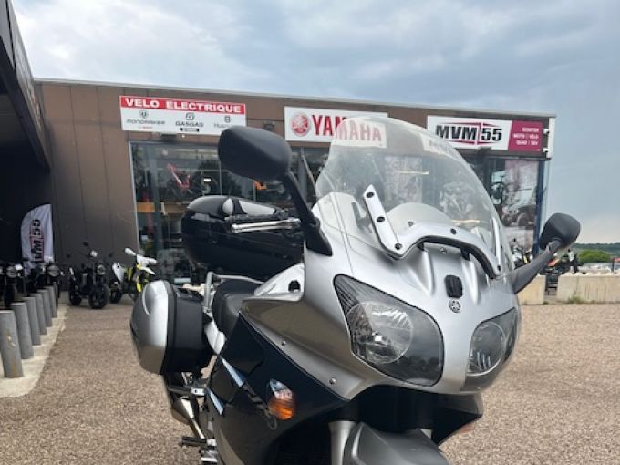 YAMAHA FJR 1300 ABS 4