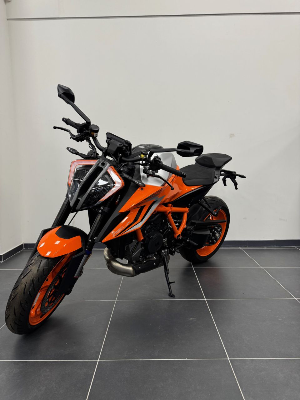 KTM 1290 SUPER DUKE R EVO 4