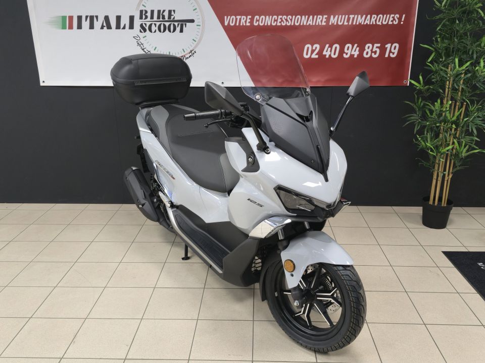 QJ MOTOR FORT 125 N 4