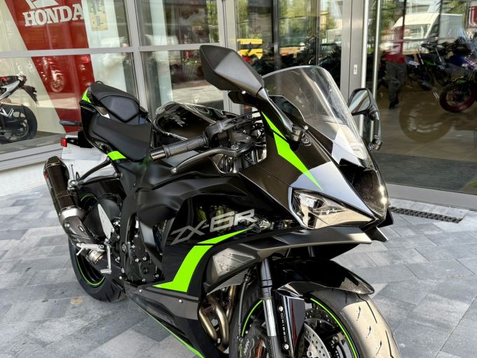 KAWASAKI ZX-6R 636 4