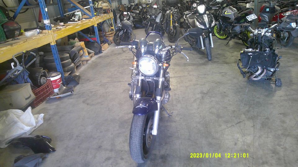 SUZUKI GSF 650 N BANDIT 4