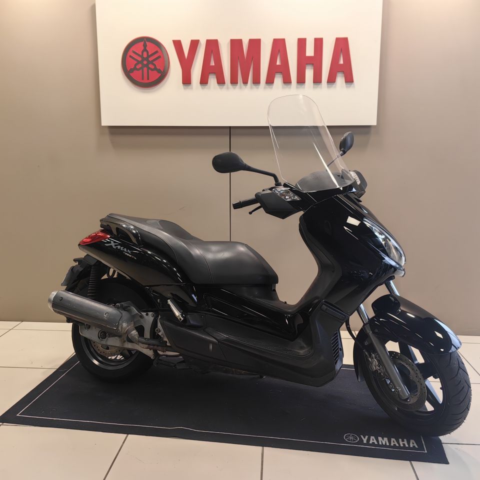 YAMAHA XMAX 125 4