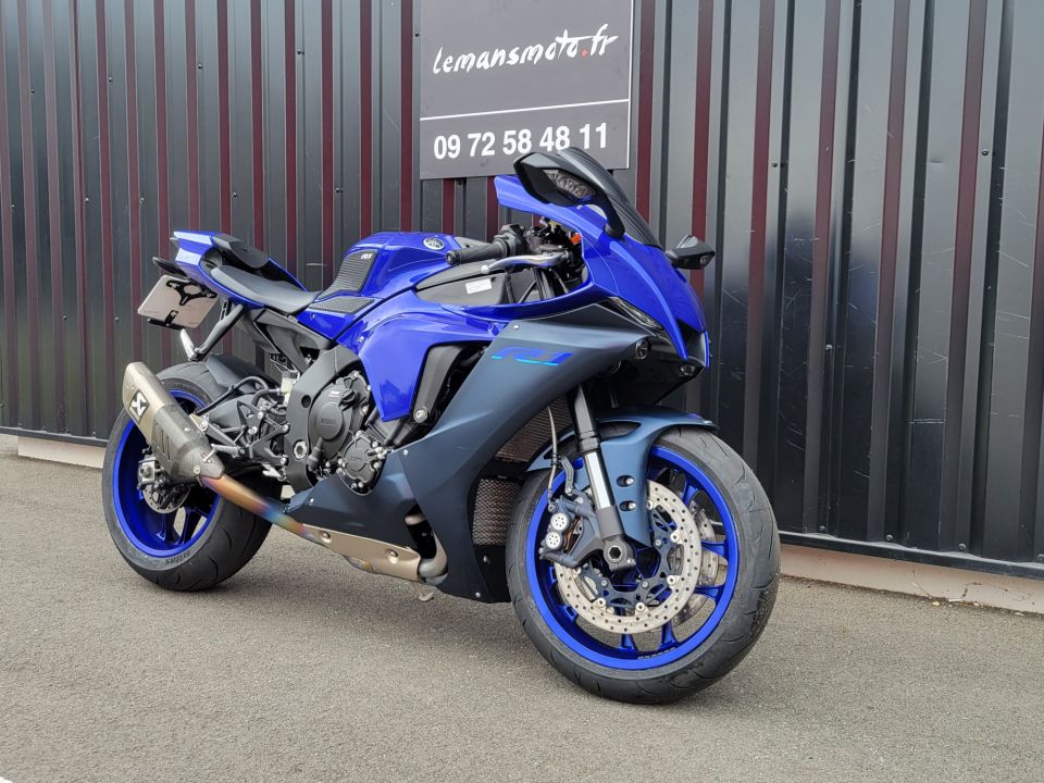 YAMAHA YZF 1000 R1 4