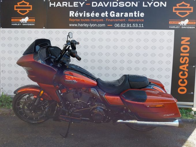 HARLEY-DAVIDSON TOURING ROAD GLIDE 1977 CVO 4