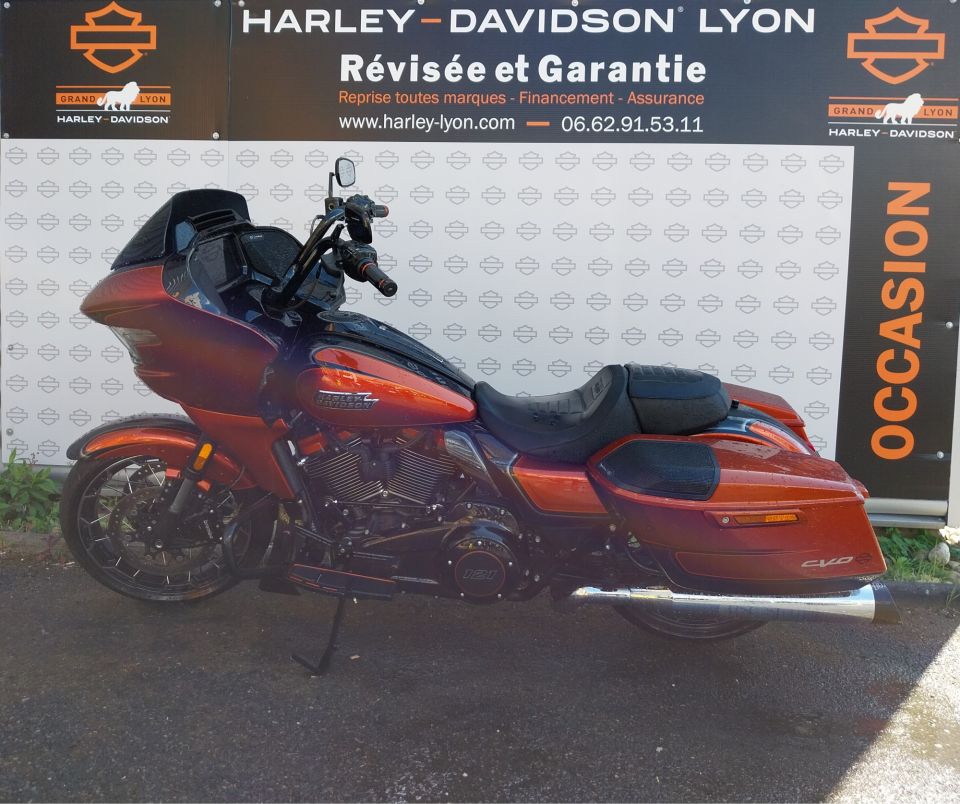 HARLEY-DAVIDSON TOURING ROAD GLIDE 1977 CVO 4