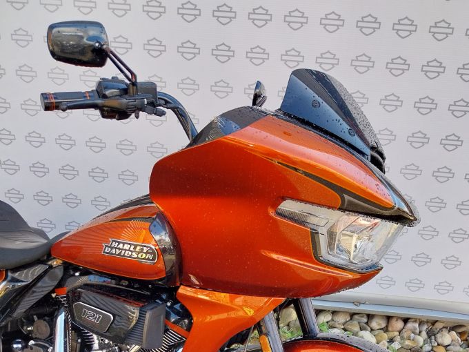 HARLEY-DAVIDSON TOURING ROAD GLIDE 1977 CVO 4