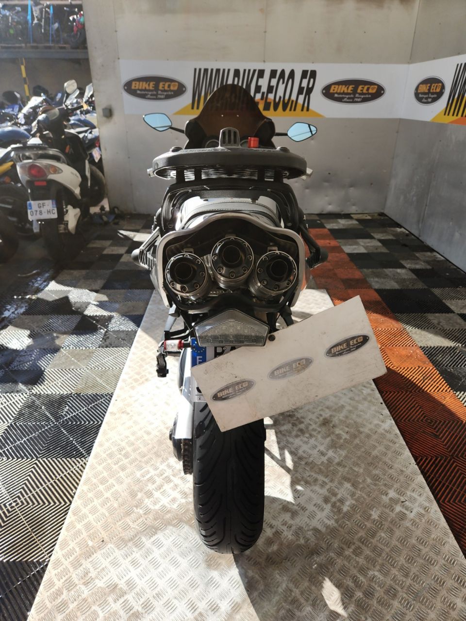 TRIUMPH Sprint 1050 GT 4