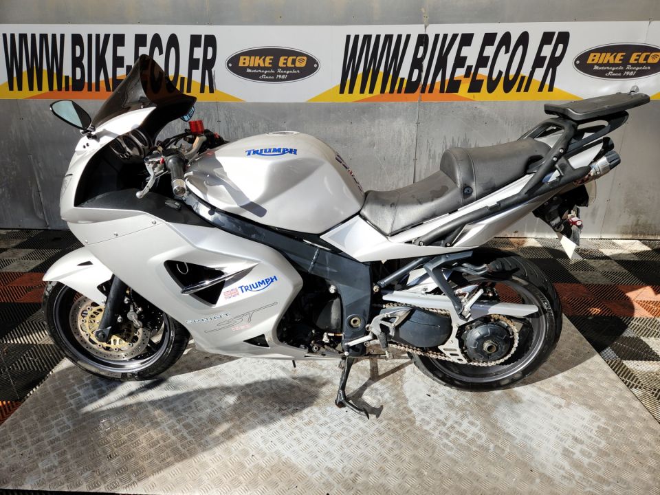 TRIUMPH Sprint 1050 GT 4