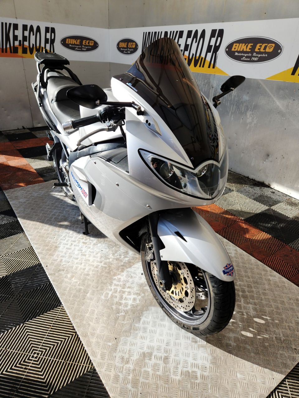 TRIUMPH Sprint 1050 GT 4