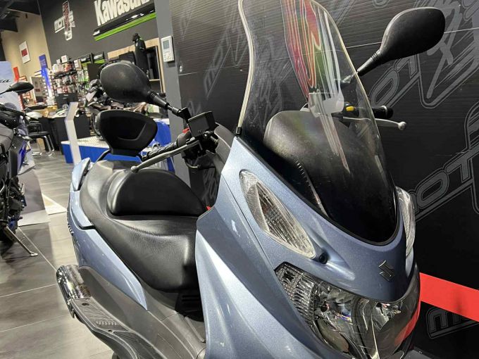 SUZUKI BURGMAN 125 4