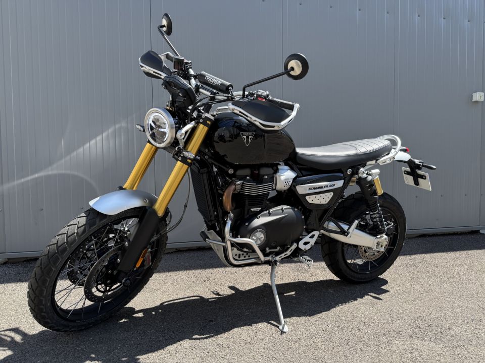 TRIUMPH SCRAMBLER 1200 XE 4