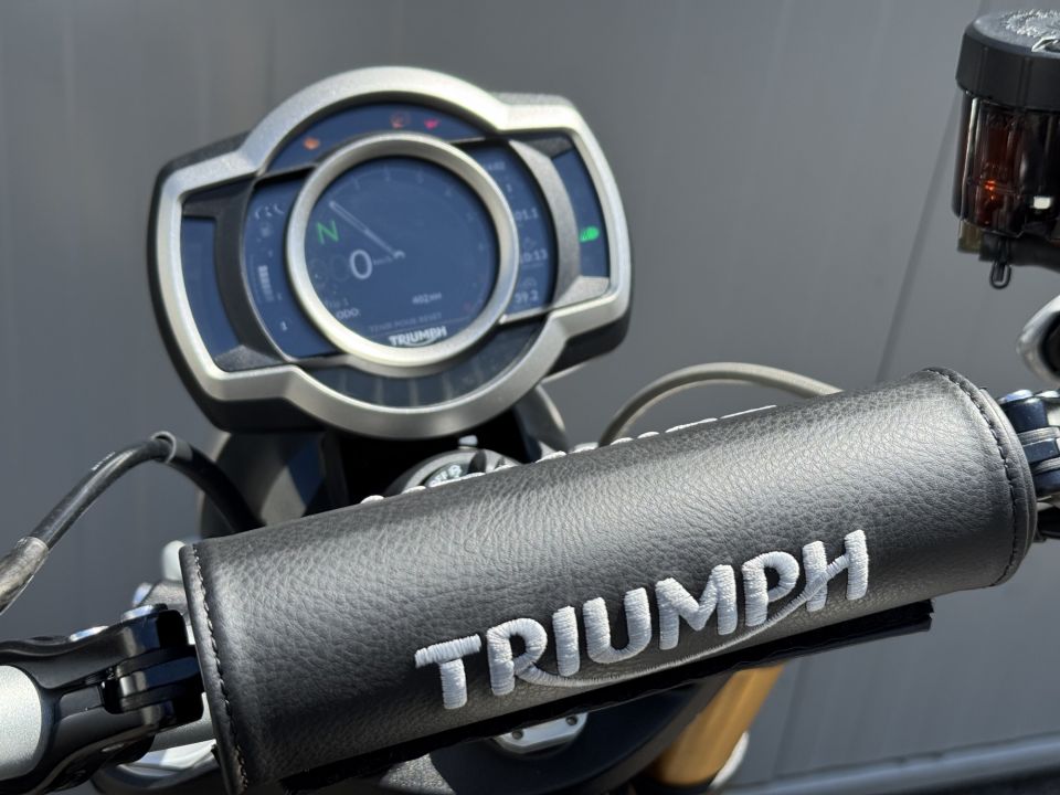 TRIUMPH SCRAMBLER 1200 XE 4