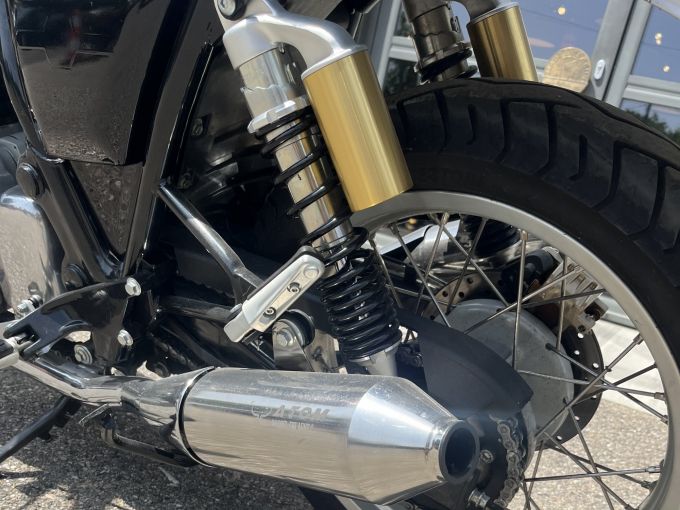 ROYAL ENFIELD INTERCEPTOR 4