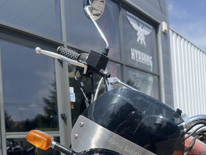 ROYAL ENFIELD INTERCEPTOR 4