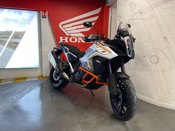 KTM 1290 SUPER ADVENTURE S 4