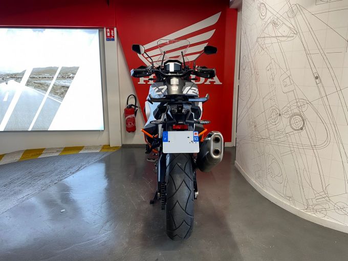 KTM 1290 SUPER ADVENTURE S 4
