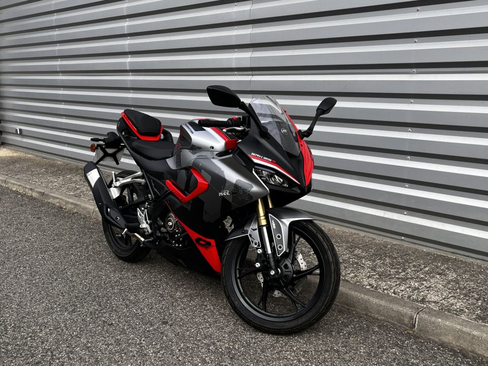 QJ MOTOR SRK 125 R 4