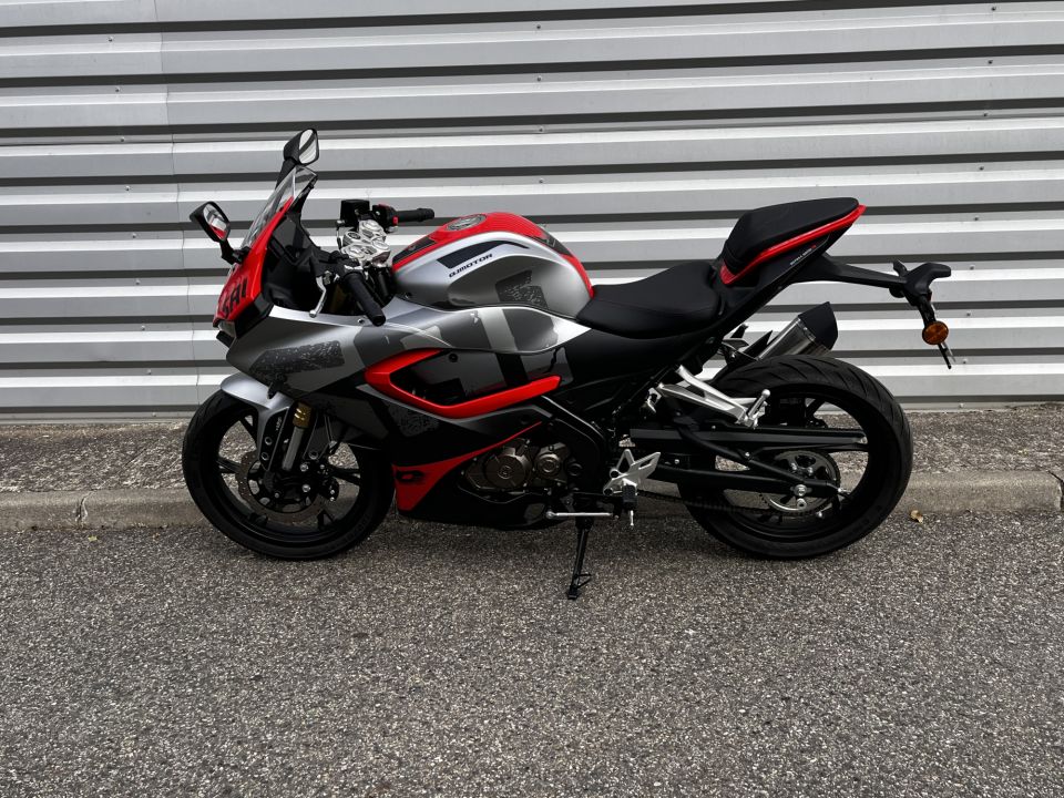 QJ MOTOR SRK 125 R 4