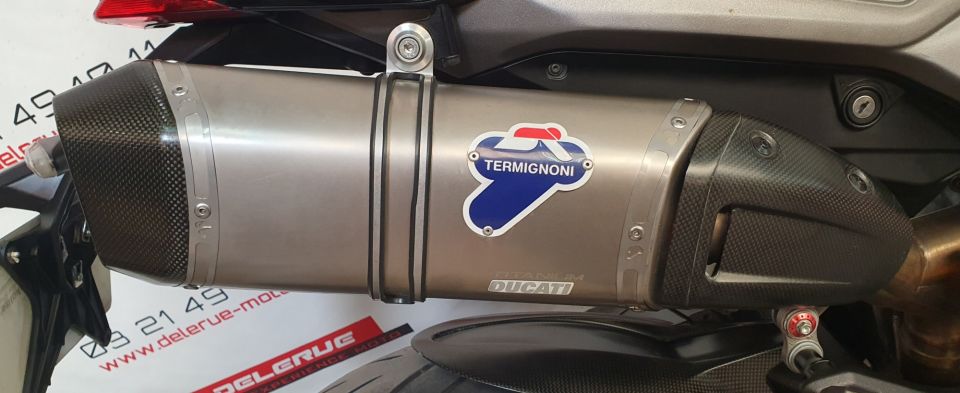 DUCATI HYPERMOTARD 4