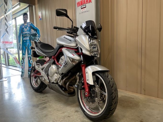 KAWASAKI ER-6 4
