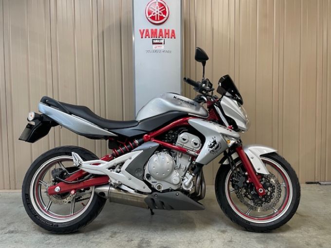 KAWASAKI ER-6 4